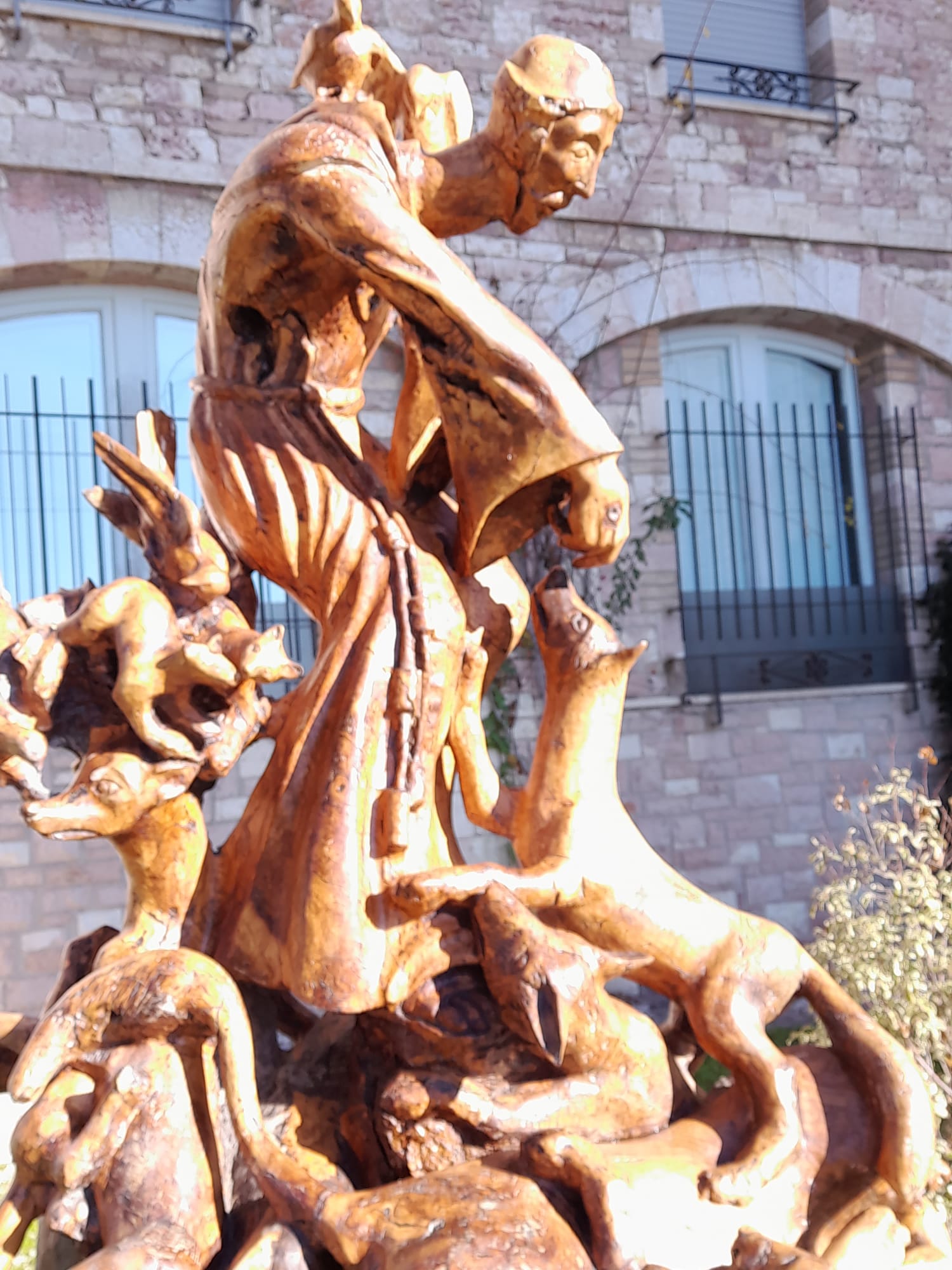 La statua che viene dal mare - Storia francescana